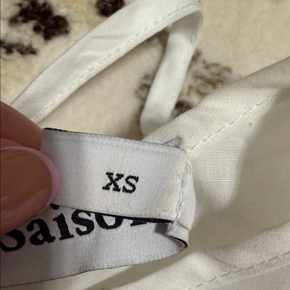 En Saison Cream Ruffled Blouse - Picture 3 of 6